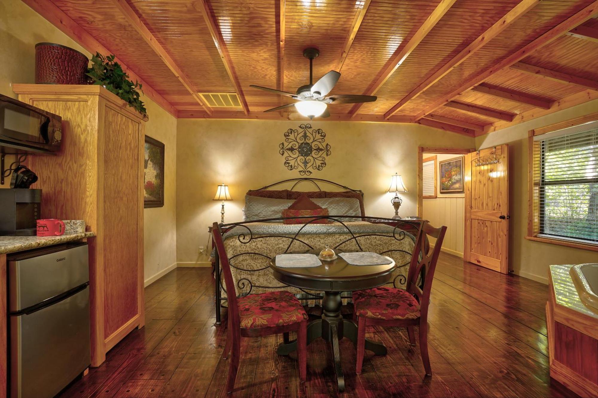 Bed And Breakfast On White Rock Creek Waco Luaran gambar